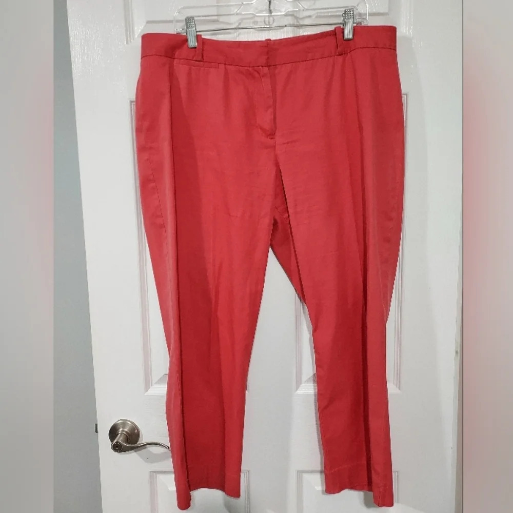 Talbots Coral Pink Signature Cropped Ankle Pants in Size 16